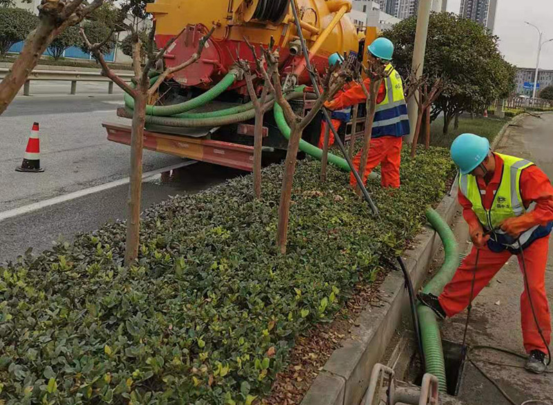 漠河市政管道清淤